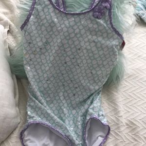 Preteen swim suit NWT